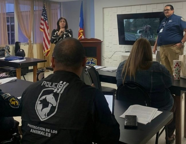 Adiestramiento de FePA a agentes de la Policía